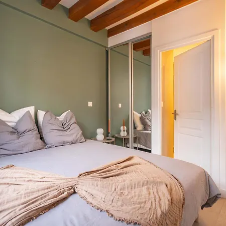 Elegant 1 Bedroom - Palais Royal 2 Appartamento